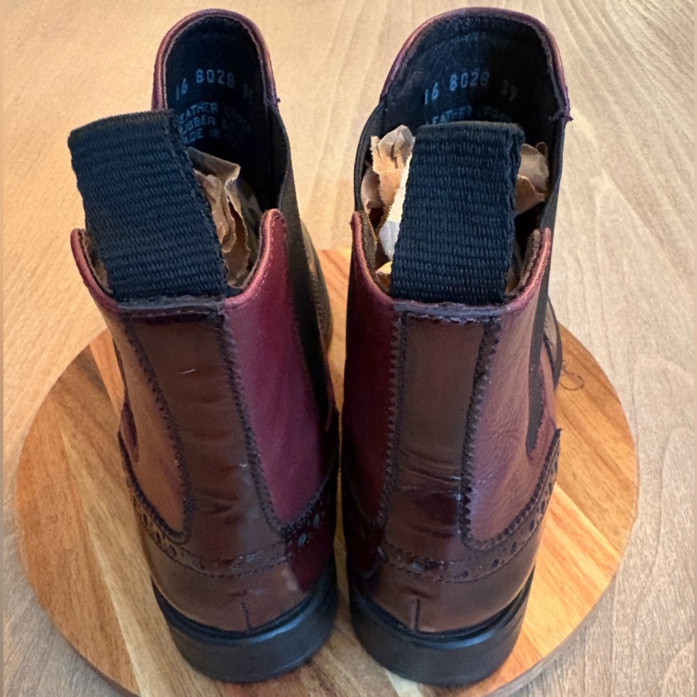 Boemos Burgundy Wingtip Chelsea Boots | Made in Italy | Women’s Size 9 / EU 39 - Picture 8 of 15